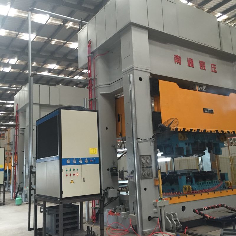 油冷機(jī)的制冷控制技術(shù)，你選對(duì)了機(jī)型嗎？